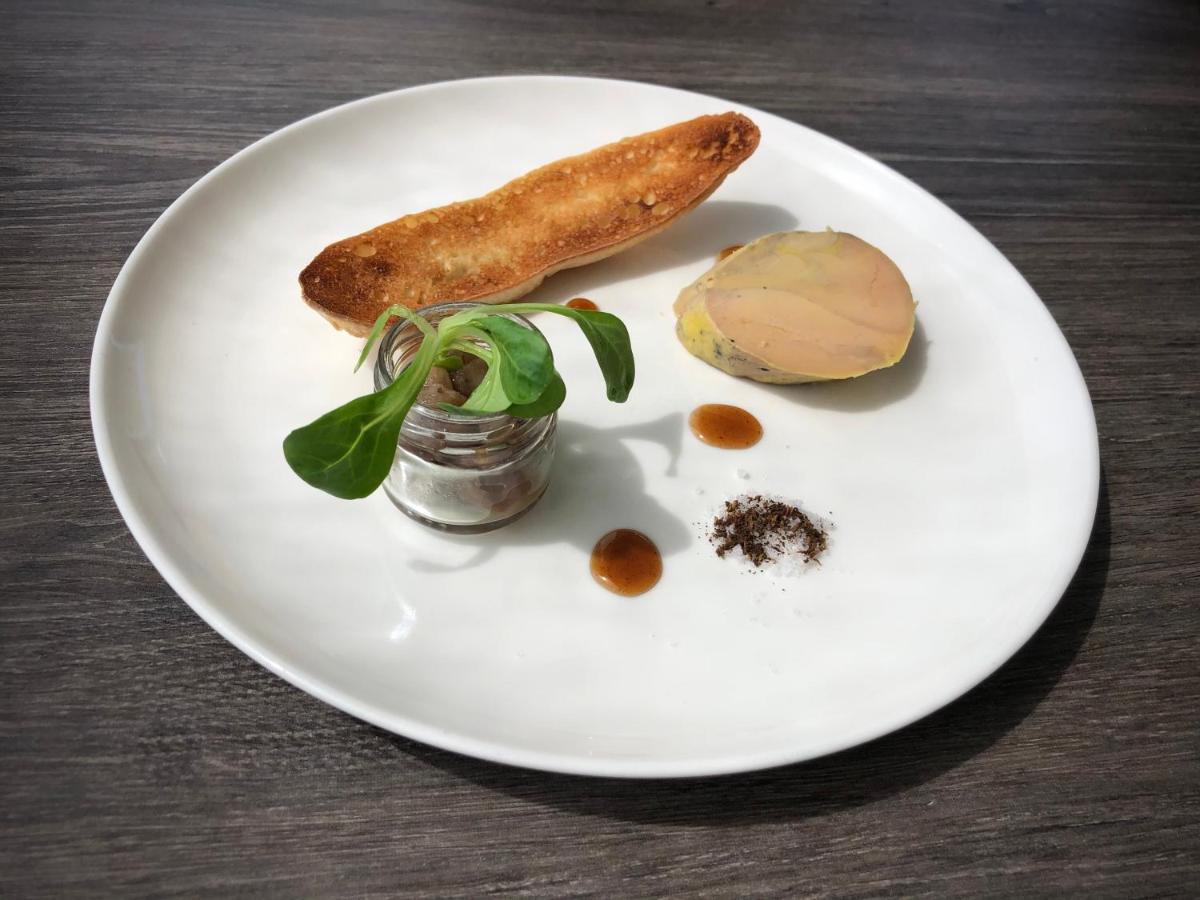 Logis Hotel & Restaurant Les Mouettes - Larmor Plage, Proche De Lorient Екстериор снимка